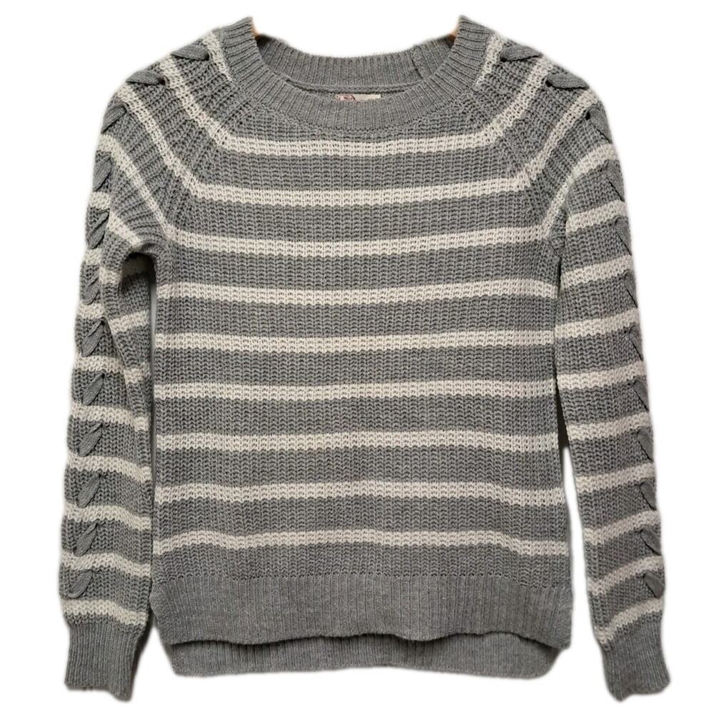 SO Sweater Juniors XS Gray White Striped Chunky Ribbed Knit Pullover Shaker